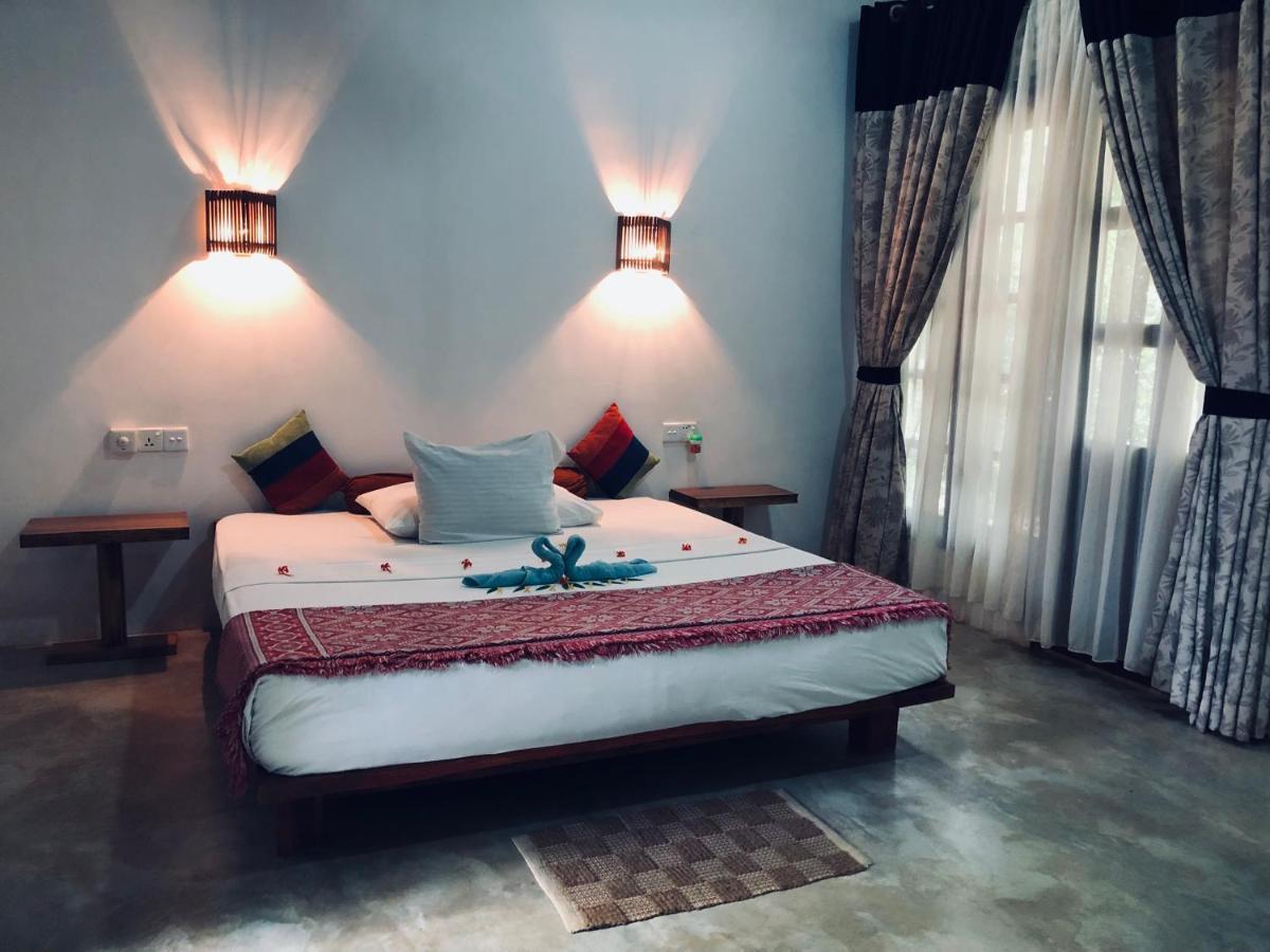 Bed and Breakfast Grand Freedom Sigiriya Esterno foto