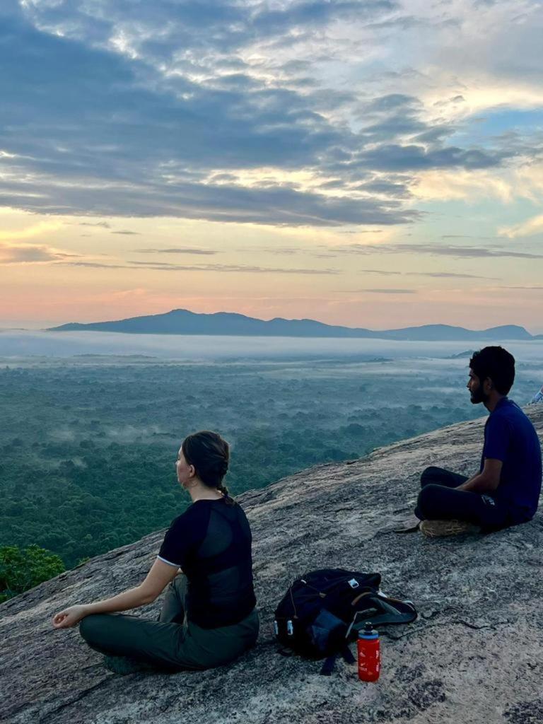 Bed and Breakfast Grand Freedom Sigiriya Esterno foto