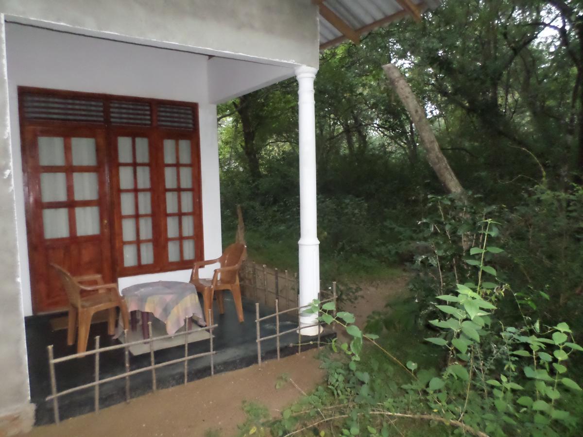 Bed and Breakfast Grand Freedom Sigiriya Esterno foto