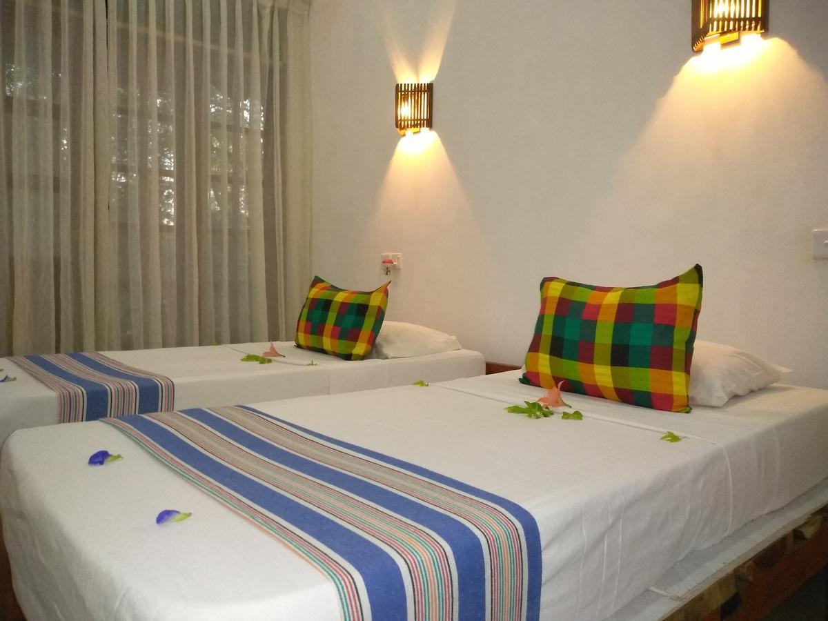 Bed and Breakfast Grand Freedom Sigiriya Esterno foto