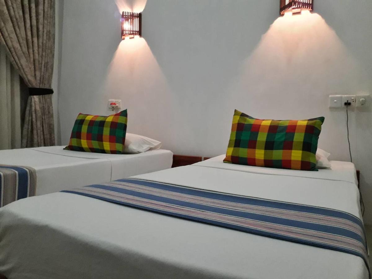 Bed and Breakfast Grand Freedom Sigiriya Esterno foto